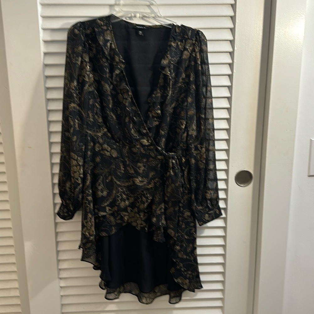 Torrid Layered Tie Front Wrap Hi-Low Tunic - Size 00
